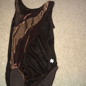 Gymnastics leotard